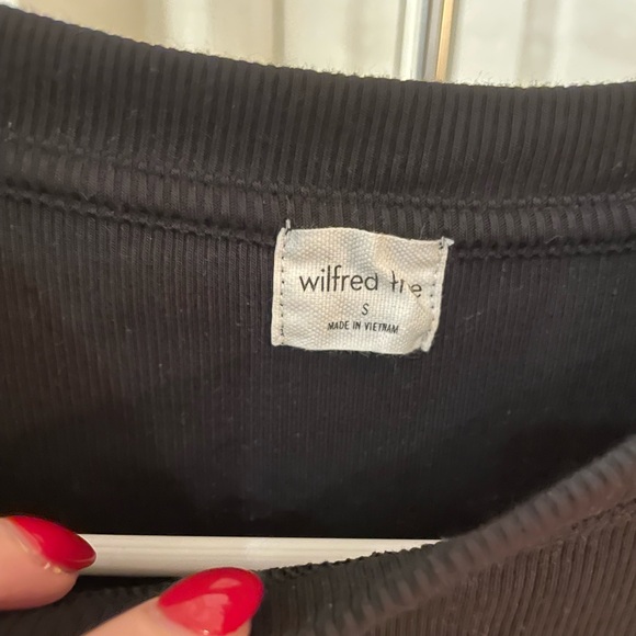 Aritzia Wilfred Free black ribbed t-shirt size small - Picture 2 of 2